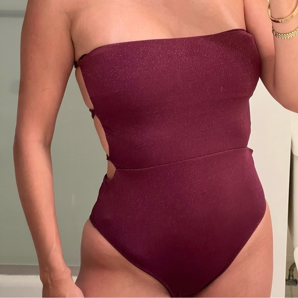 Zara burgundy gold shimmer one piece - Picture 3 of 9